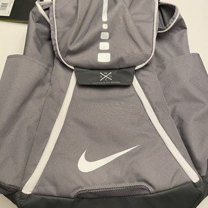 Nike Elite Swoosh Quad Zip System Backpack